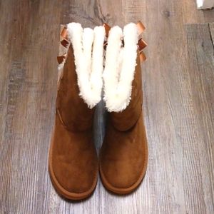 Women’s UGG boots